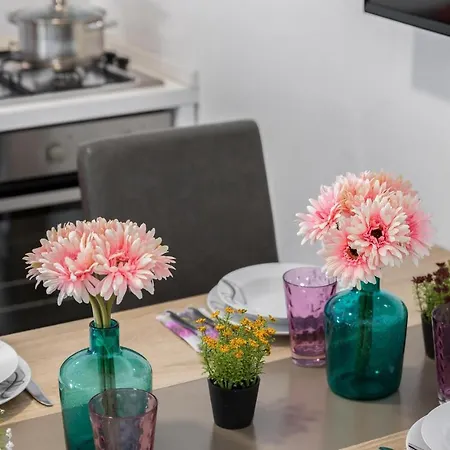 Beautiful In With Kitchen Holiday home